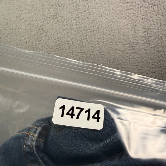 Travis Mathew Legacy Featherweight Jeans Mens 30x32 Blue Denim 1MAA190 - Picture 9 of 9